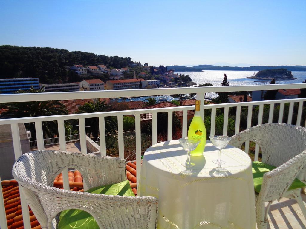 Double Room with Balcony and Sea View
